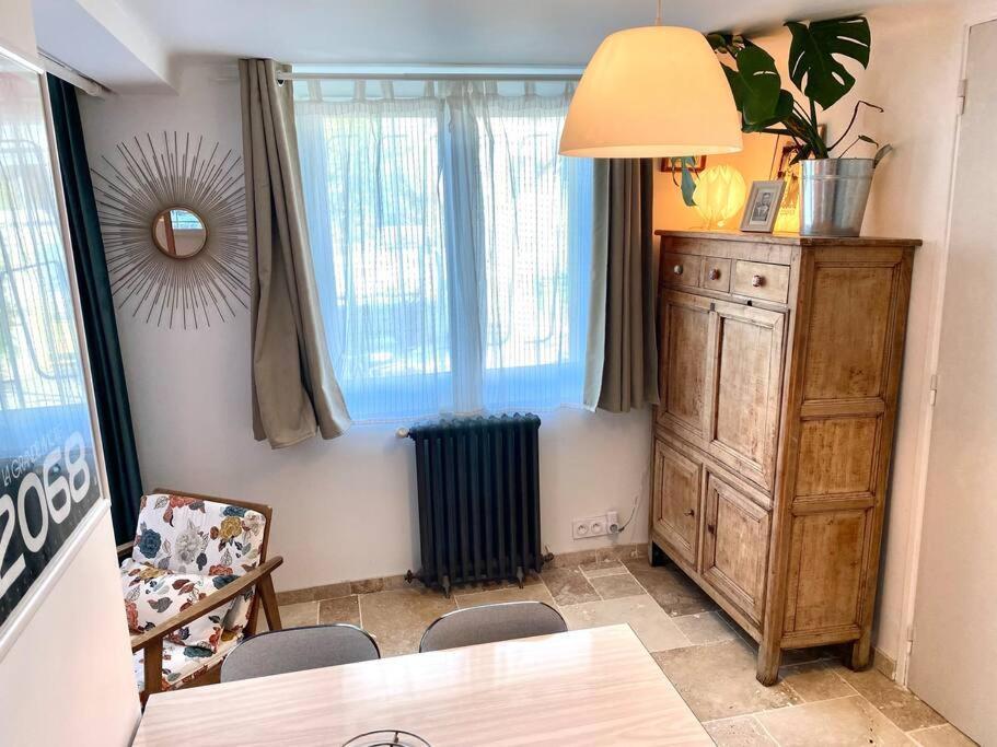 La Suite De La Maison Jaune Montpellier Bagian luar foto